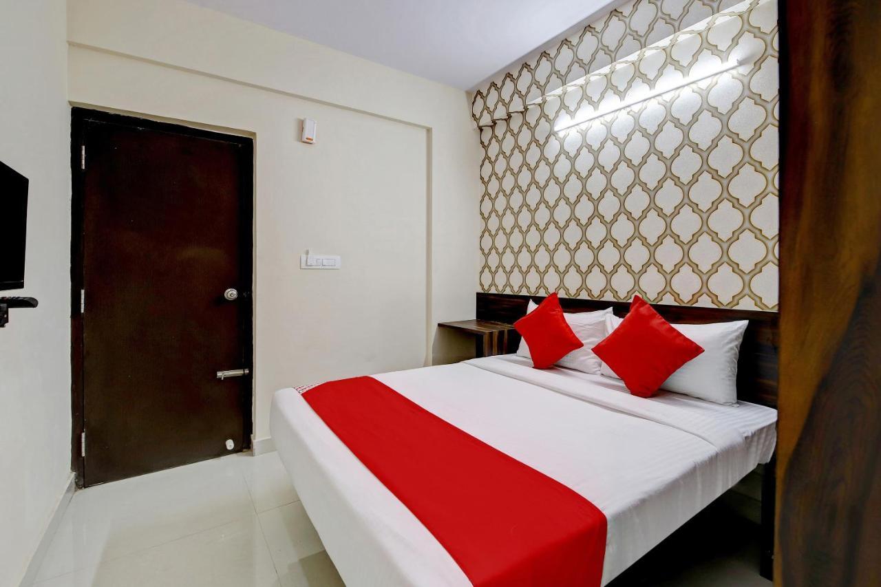 Oyo Flagship Varcity Pearl Near Nexus Mall Koramangala Bangalore Exteriör bild